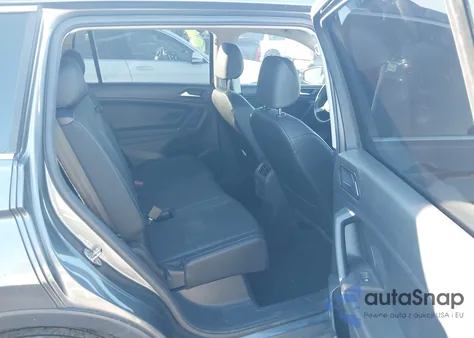 2018 Volkswagen Tiguan 2.0T Se/2.0T Sel z USA, uszkodzony, nr VIN 3VV3B7AX6JM195856